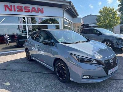 Usata Nissan Leaf Tekna 110 kW (150 CV) 2023 Grigio Utilitaria