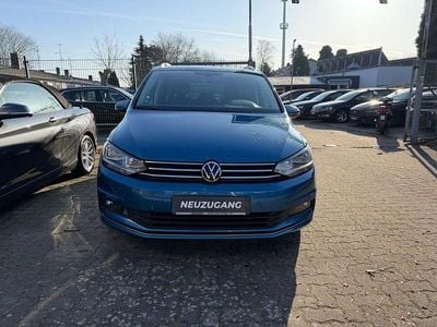 Blau Gebraucht 2021 VW Touran United Van / Kleinbus | 22.990 € (Etwas zu teuer)
