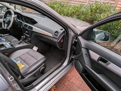 Mercedes C220