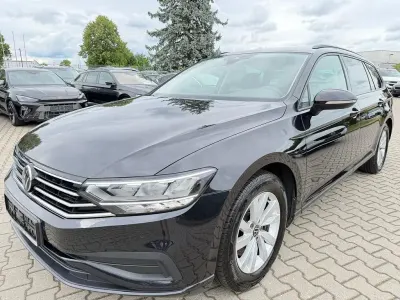 Gebraucht VW Passat Conceptline 122 PS (89 kW) 2021 Schwarz Limousine