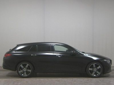 Usata Mercedes CLA220 Shooting Brake Progressive 190 CV (139 kW) 2023 Nero Station wagon