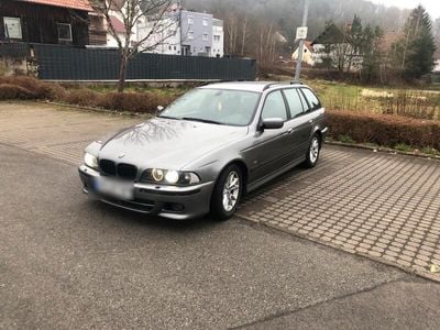 BMW 525