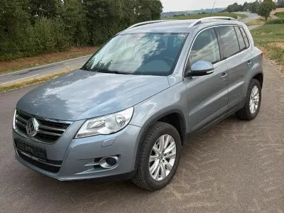 Gebraucht VW Tiguan 170 PS (125 kW) 2010 Silber SUV