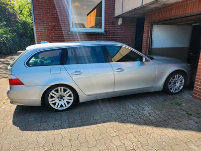 Usata BMW 525 218 CV (160 kW) 2005 Argento Station wagon