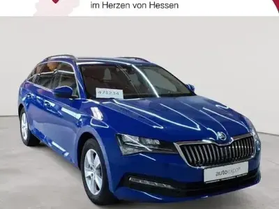 Gebraucht Skoda Superb Ambition 150 PS (110 kW) 2021 Blau Kombi
