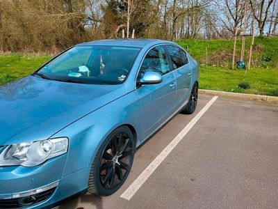 Blau Gebraucht 2006 VW Passat Limousine | 3.200 € (Fairer Preis)