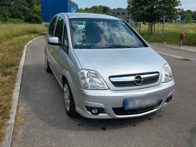 Gebraucht Opel Meriva 105 PS (77 kW) 2008 Silber Van / Kleinbus