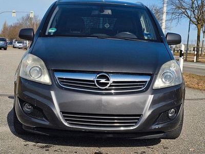 Gebraucht Opel Zafira Innovation 150 PS (110 kW) 2010 Grau Van / Kleinbus