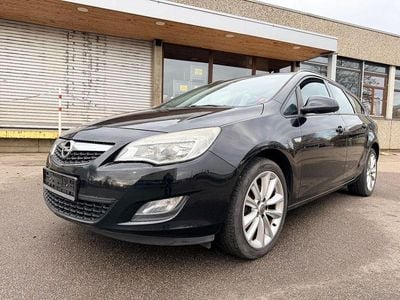 Gebraucht Opel Astra Edition 160 PS (117 kW) 2011 Schwarz Kombi