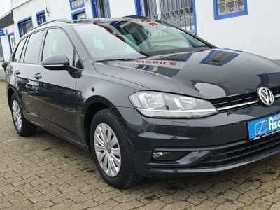 Second-hand VW Golf VII Trendline 116 CP (85 kW) 2019 Gri Break