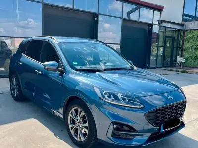 Gebraucht Ford Kuga ST-Line 120 PS (88 kW) 2023 Blau SUV