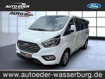 Gebraucht Ford Tourneo Custom Titanium 170 PS (125 kW) 2019 Weiss Van