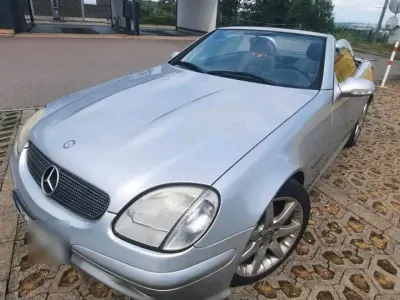 Gebraucht Mercedes SLK200 163 PS (119 kW) 2002 Silber Cabrio