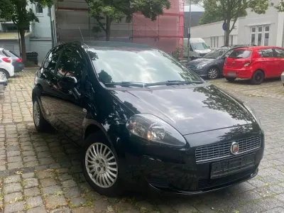 Gebraucht Fiat Grande Punto 77 PS (56 kW) 2008 Schwarz Kleinwagen