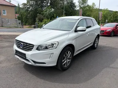 Gebraucht Volvo XC60 Summum 150 PS (110 kW) 2016 Weiß SUV