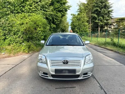 Gebraucht Toyota Avensis 129 PS (94 kW) 2003 Limousine