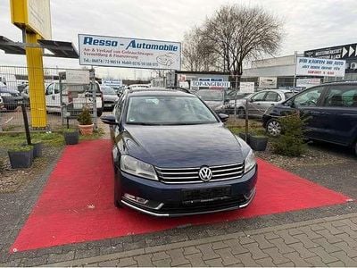 Night blue metallic Gebraucht 2014 VW Passat Comfortline Kombi | 4.290 € (Fairer Preis)