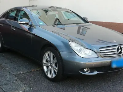 Gebraucht Mercedes CLS320 224 PS (164 kW) 2009 Grau Coupé