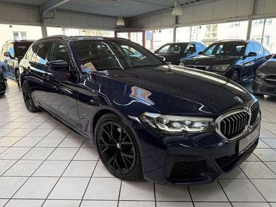 Gebraucht BMW 520 M Sport 190 PS (139 kW) 2022 Blau Kombi
