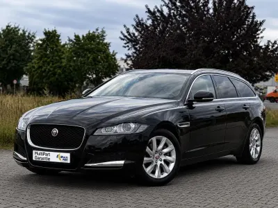 Gebraucht Jaguar XF Sportbrake Prestige 179 PS (131 kW) 2017 Schwarz Kombi