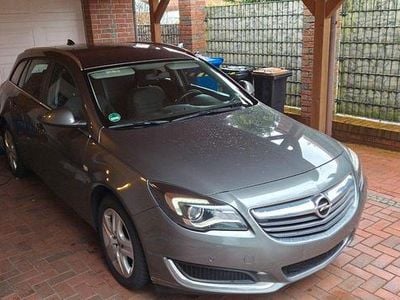 Gebraucht Opel Insignia Edition 140 PS (102 kW) 2017 Grau Kombi