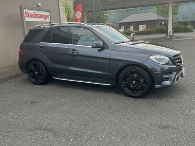 Gebraucht Mercedes ML350 258 PS (189 kW) 2014 Silber SUV