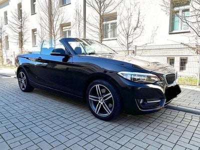 Gebraucht BMW 220 Sport Line 190 PS (139 kW) 2016 Schwarz Cabrio