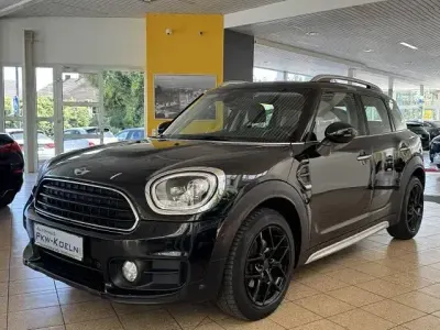 Gebraucht Mini One Countryman 102 PS (75 kW) 2018 Schwarz SUV