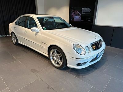 gebraucht Mercedes E55 AMG AMG 2004 131tkm Alabasterweiß SBC Neu