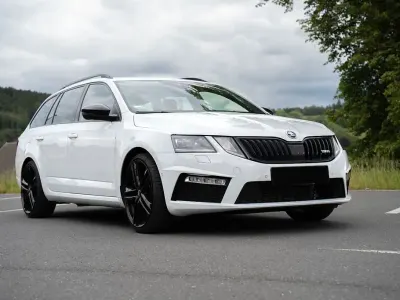 Gebraucht Skoda Octavia RS 184 PS (135 kW) 2020 Weiß Kombi