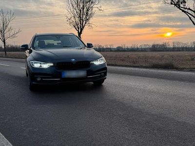 Second-hand BMW 320 Sport Line 193 CP (141 kW) 2017 Albastru Break