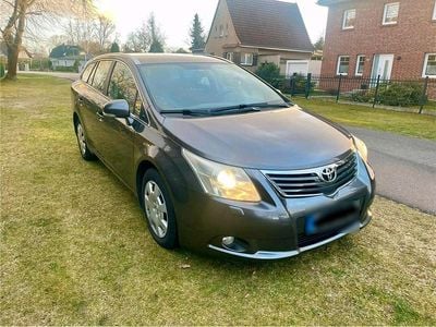 Gebraucht Toyota Avensis 126 PS (92 kW) 2012 Grau Kombi