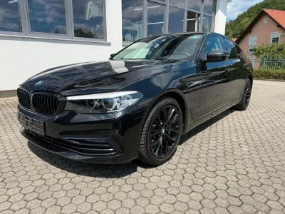Gebraucht BMW 530 Sport Line 265 PS (194 kW) 2018 Schwarz Limousine