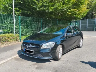 Gebraucht Mercedes A180 Edition 122 PS (89 kW) 2016 Schwarz Kleinwagen
