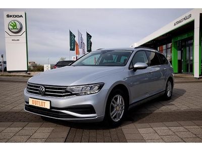 Usata VW Passat 150 CV (110 kW) 2022 Argento Station wagon