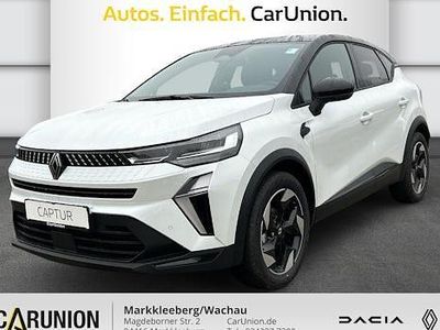 Perlmuttweiß metallic, black pearlschwarz metall Gebraucht 2024 Renault Captur Techno SUV | 28.995 € (Teuer)