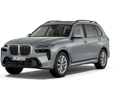 Nouă BMW X7 Shadowline 352 CP (258 kW) 2025 Gri SUV