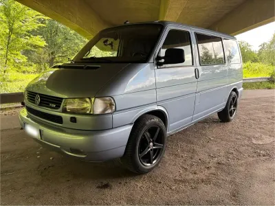 Gebraucht VW Multivan 102 PS (75 kW) 2002 Blau Van / Kleinbus