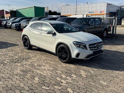 Mercedes GLA200