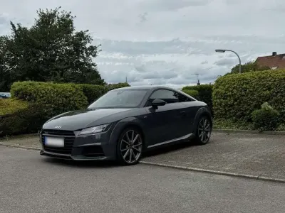 Gebraucht Audi TT Design 230 PS (169 kW) 2016 Grau Coupé