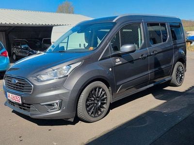 Gebraucht Ford Grand Tourneo Connect Titanium 120 PS (88 kW) 2019 Grau Van / Kleinbus