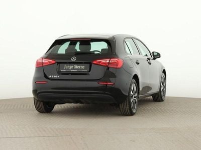 Usata Mercedes A250 218 CV (160 kW) 2022 Nero Berlina