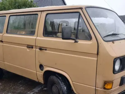 Gebraucht VW Caravelle 75 PS (55 kW) 1990 Beige Van / Kleinbus