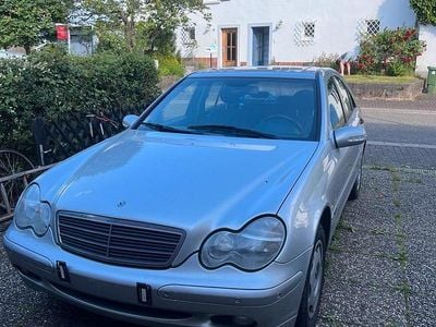 Mercedes C180