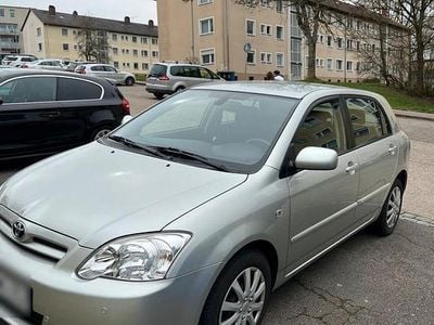 Usado Toyota Corolla 110 HP (80 kW) 2006 Cinzento Citadino