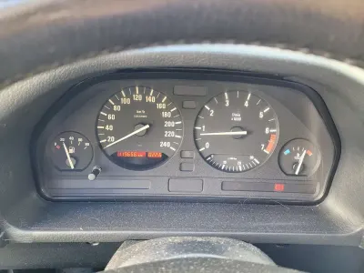 Gebraucht BMW 518 113 PS (83 kW) 1993 Limousine