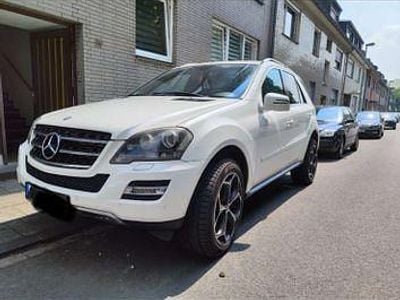 Gebraucht Mercedes ML350 Edition 231 PS (169 kW) 2010 Weiß SUV