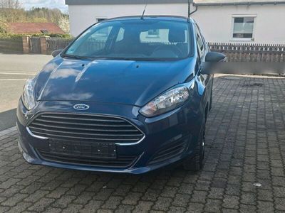 gebraucht Ford Fiesta 1.25 BENZIN 2014