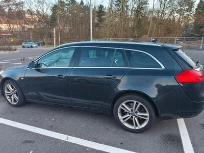 Gebraucht Opel Insignia 160 PS (117 kW) 2012 Schwarz Kombi