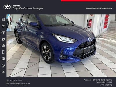 Neu Toyota Yaris Hybrid 116 PS (85 kW) 2026 Blau Limousine